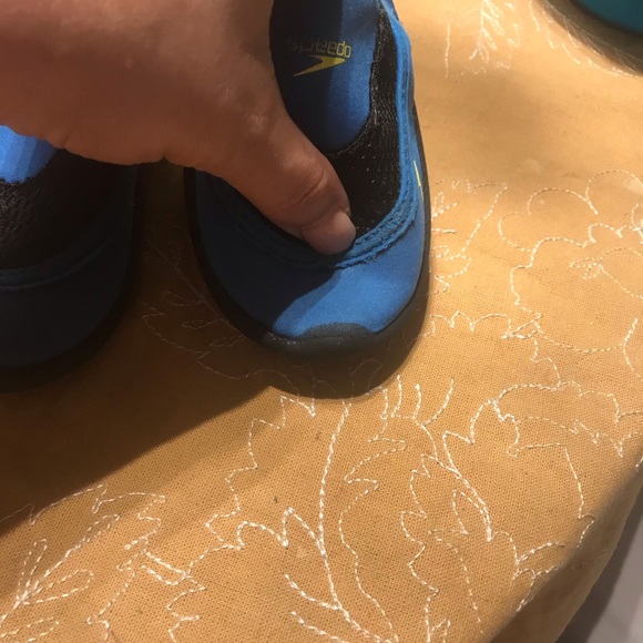 ❌ SOLD ❌. Speedo water shoes - Picture 8 of 8